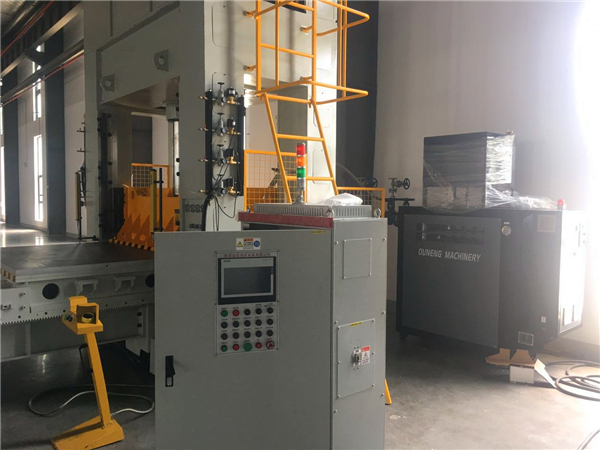 高溫模溫機(jī)危險(xiǎn)因素有哪些「歐能機(jī)械」專業(yè)分析解答