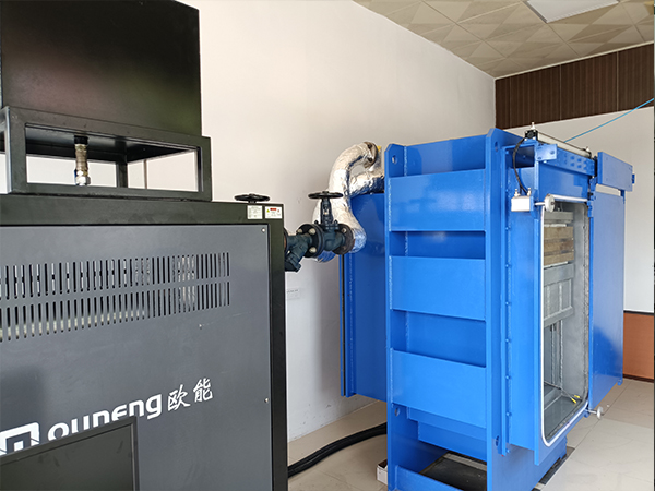 覆銅板專用模溫機2