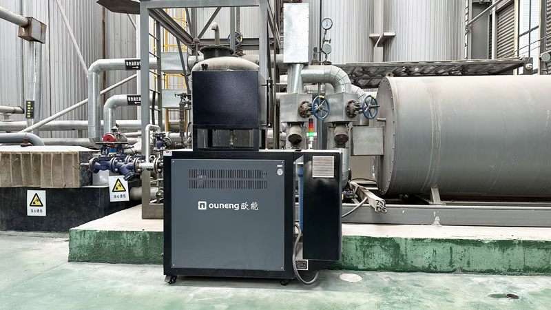 電加熱導(dǎo)熱油爐在瀝青管道控溫的應(yīng)用案例「歐能機(jī)械」