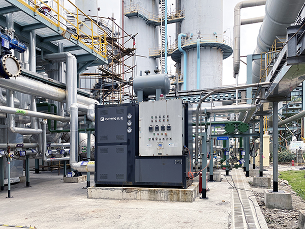 防爆導(dǎo)熱油電加熱器的作用