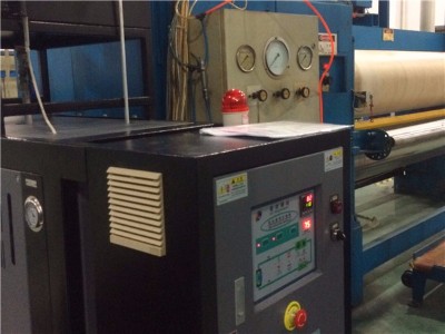 壓光輥筒水循環溫度控制機，「歐能機械」為您提供安全可靠的控溫方式