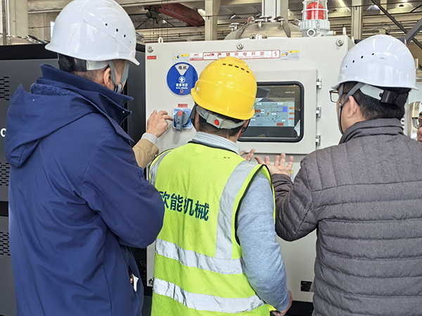 防爆水循環(huán)模溫機