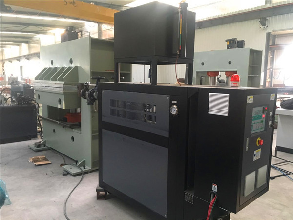 層壓機(jī)如何選電加熱導(dǎo)熱油爐「歐能機(jī)械」高效指導(dǎo)選型